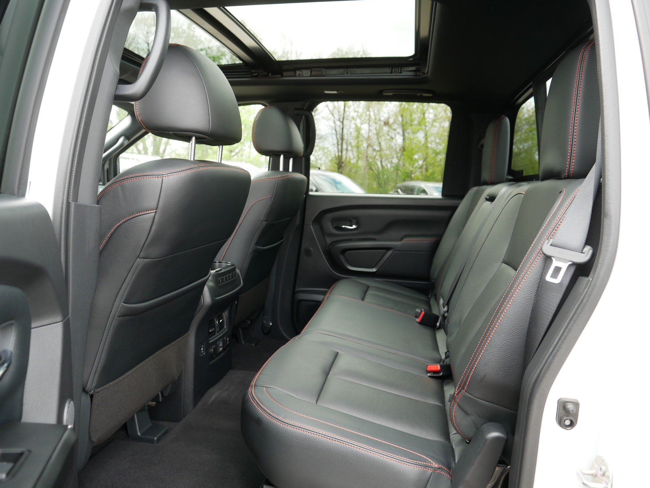 Certified 2024 Nissan Titan PRO-4X w/ Pro-4x Convenience Package AWD/4WD image 36