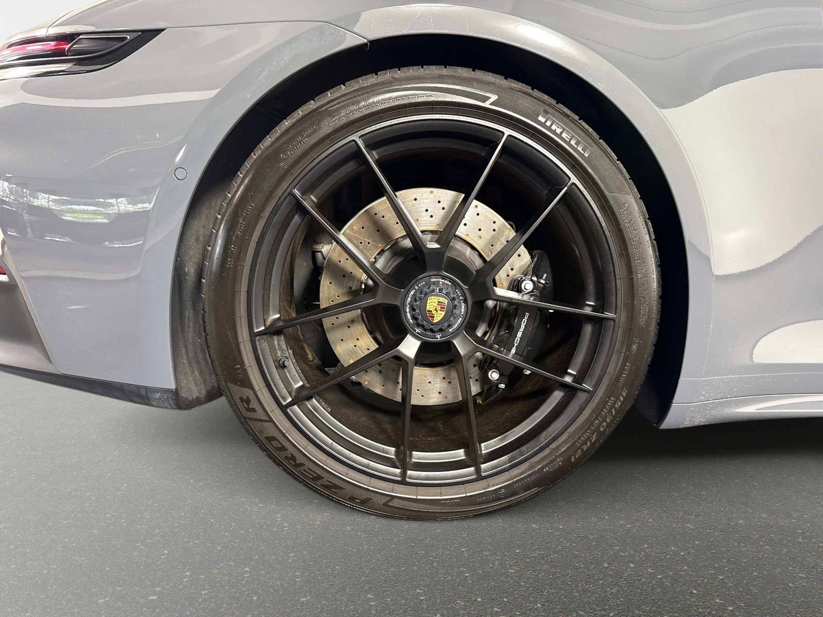 Used 2025 Porsche 911 Targa 4 GTS image 22