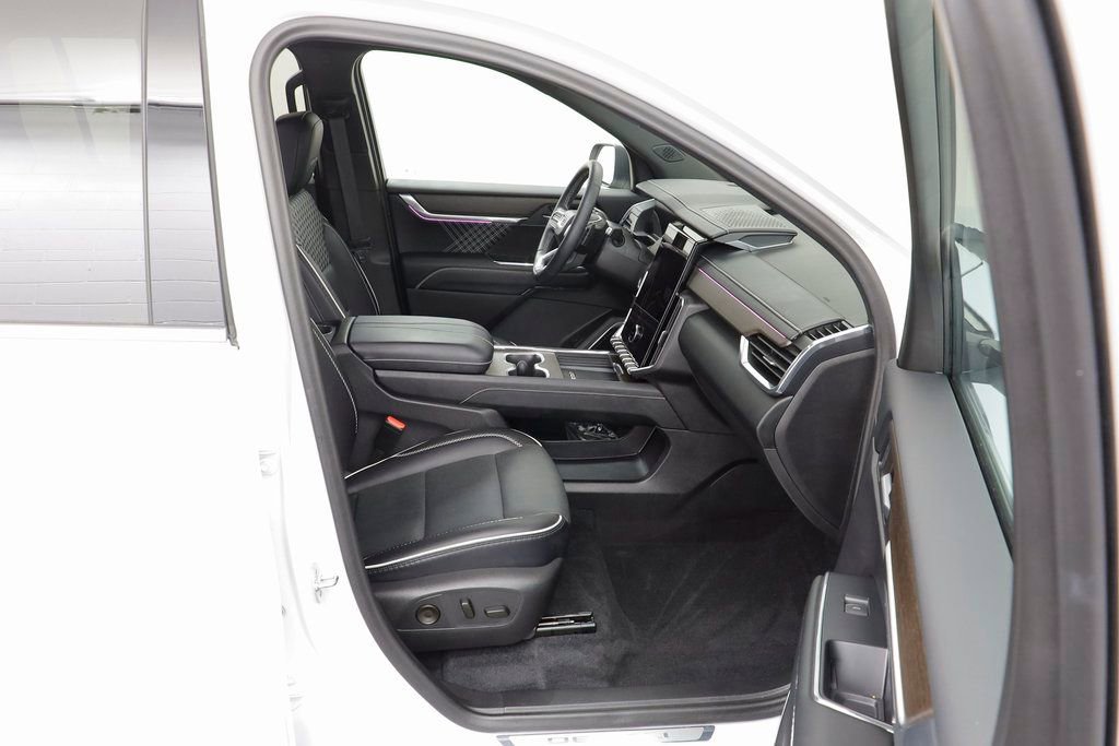 Used 2024 GMC Acadia Denali w/ LPO, Floor Liner Package image 23