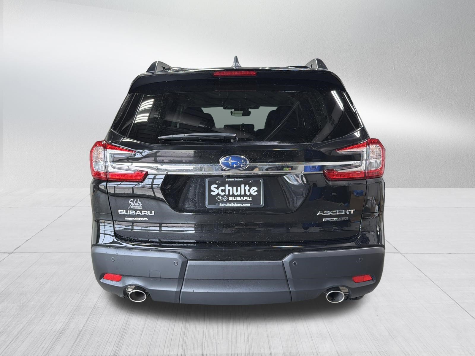 Used 2025 Subaru Ascent Limited w/ Popular Package #2 AWD/4WD image 6