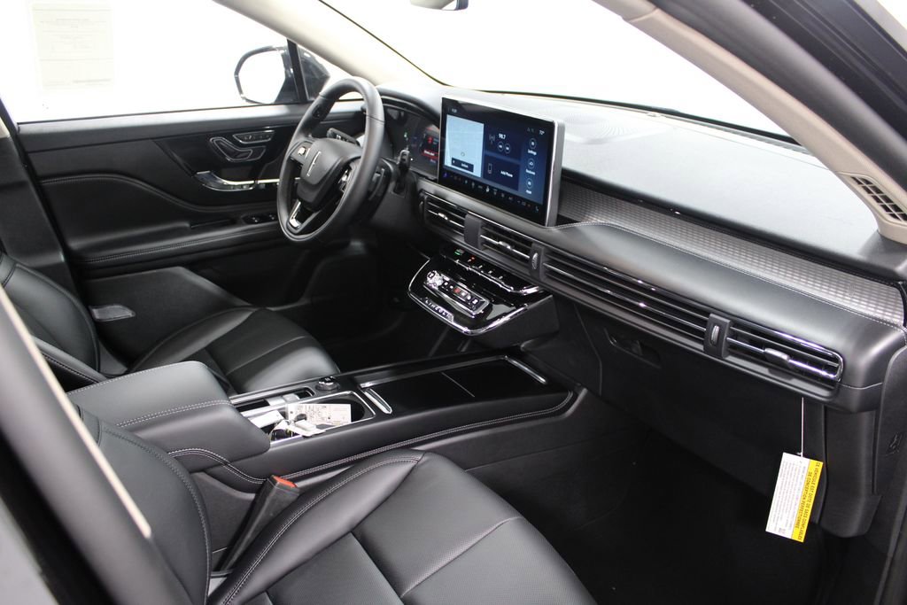 New 2026 Lincoln Corsair Premiere image 28