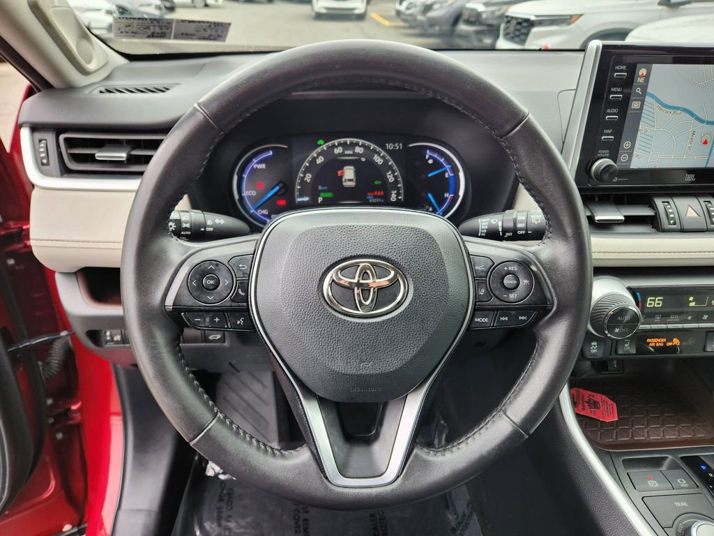 Used 2020 Toyota RAV4 Limited w/ Carpet Mat Package image 18