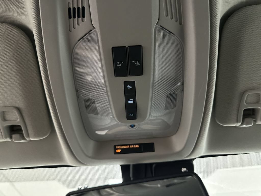 Used 2011 Chevrolet Equinox LT w/ Driver Convenience Package AWD/4WD image 36