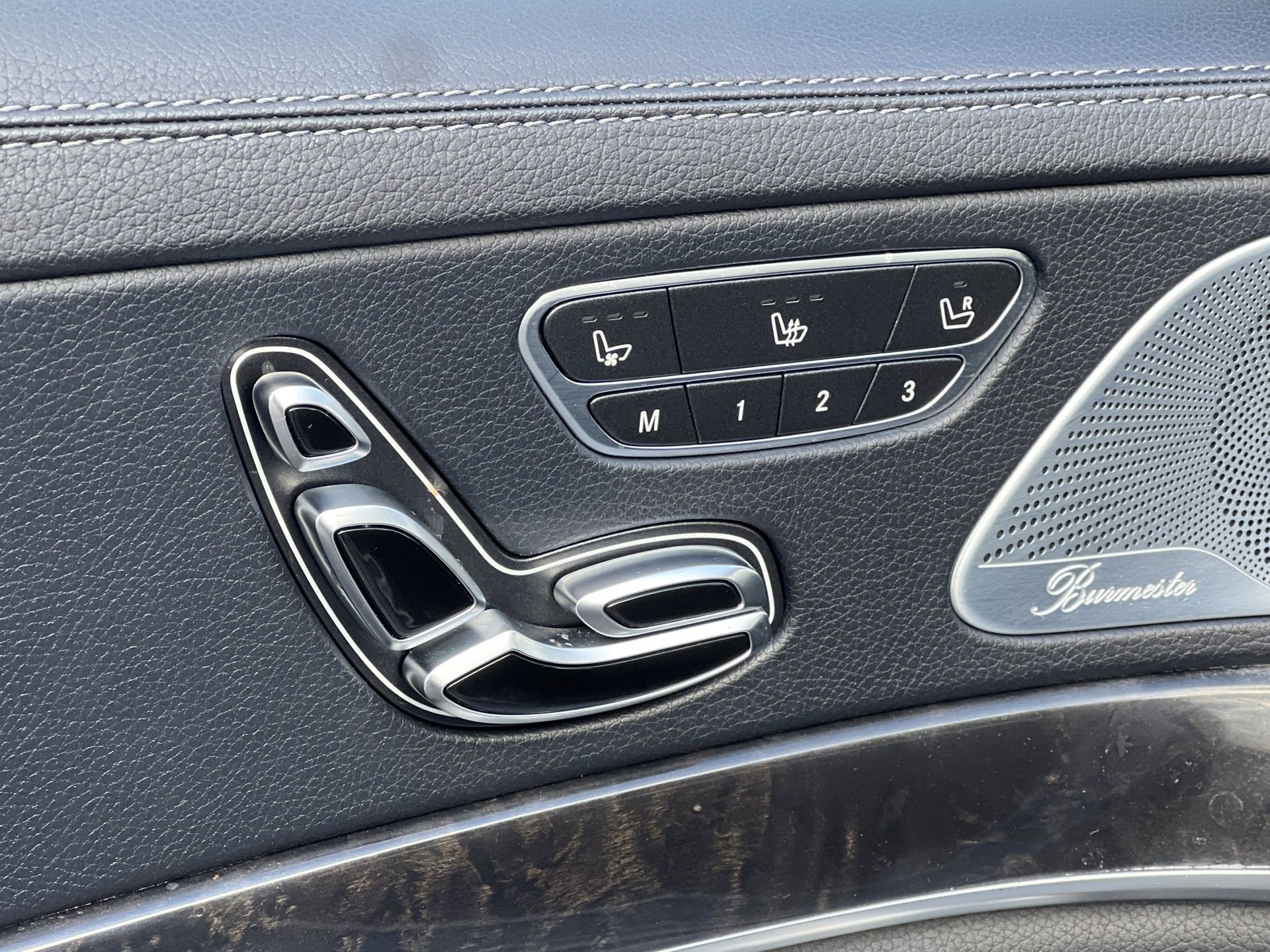 Used 2018 Mercedes-Benz S 450 Sedan image 18