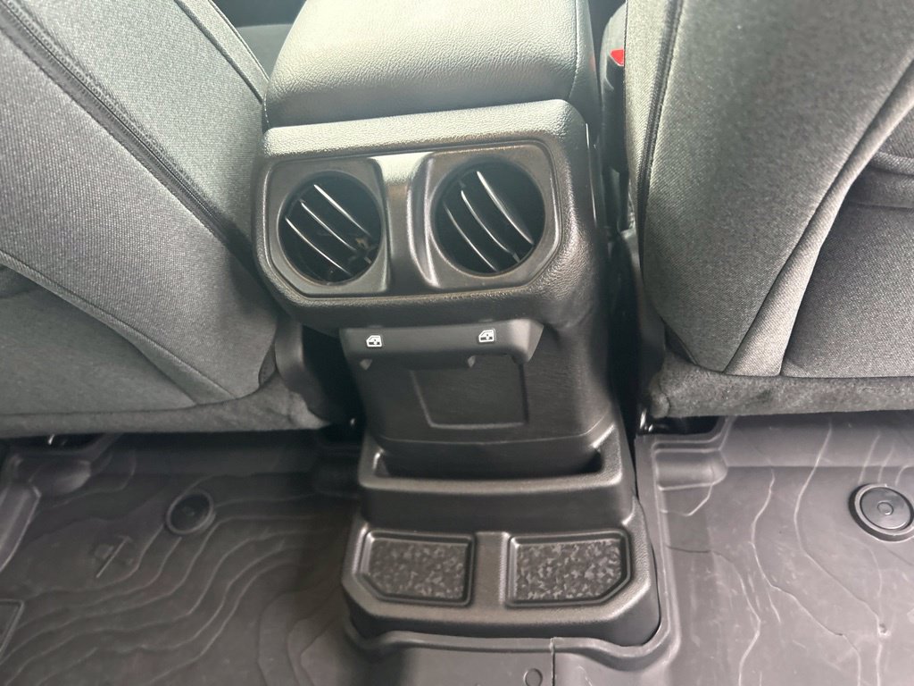 Used 2025 Jeep Wrangler Unlimited Sport S 4xe AWD/4WD image 29