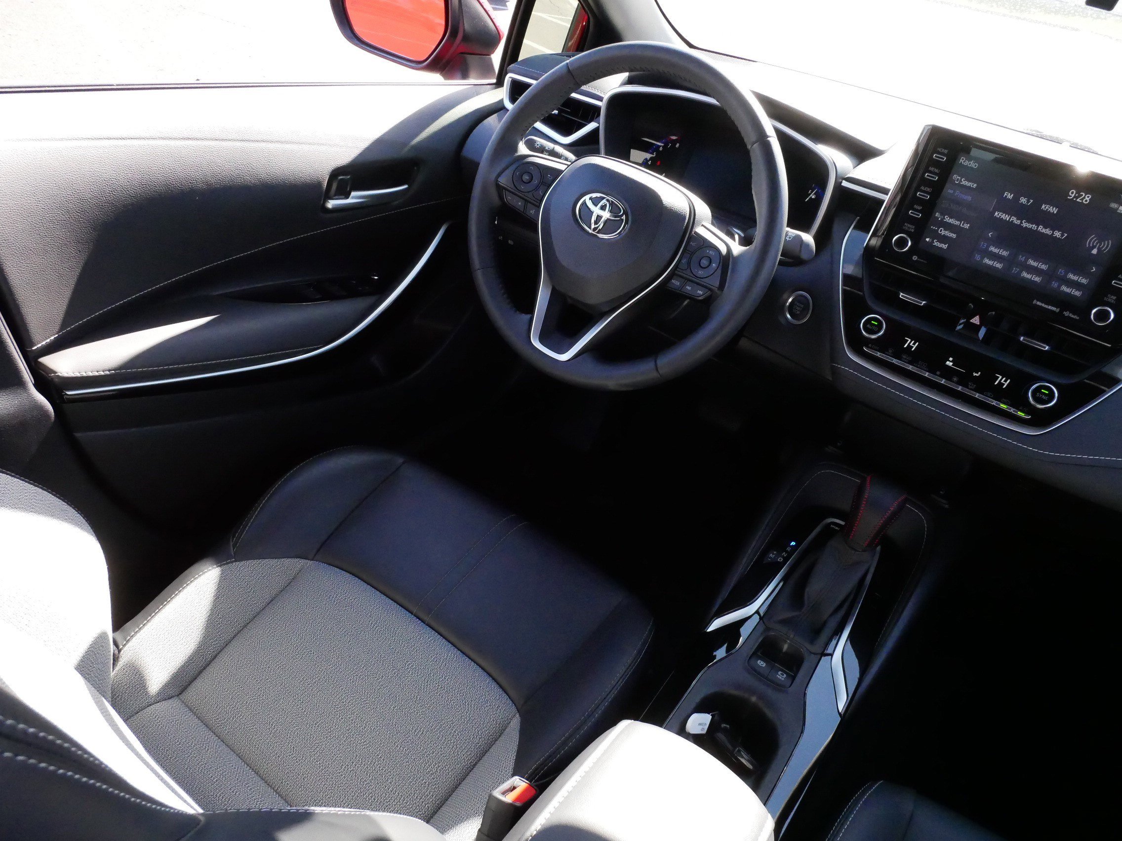 Certified 2021 Toyota Corolla XSE FWD image 9