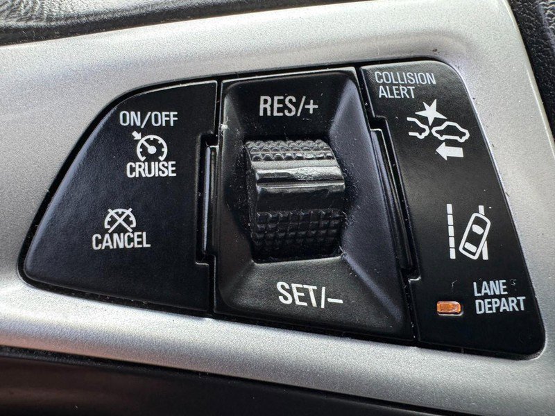 Used 2014 Chevrolet Equinox LTZ image 17