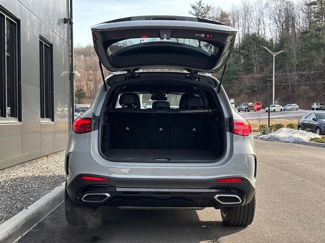 Used 2025 Mercedes-Benz GLC 300 4MATIC image 58