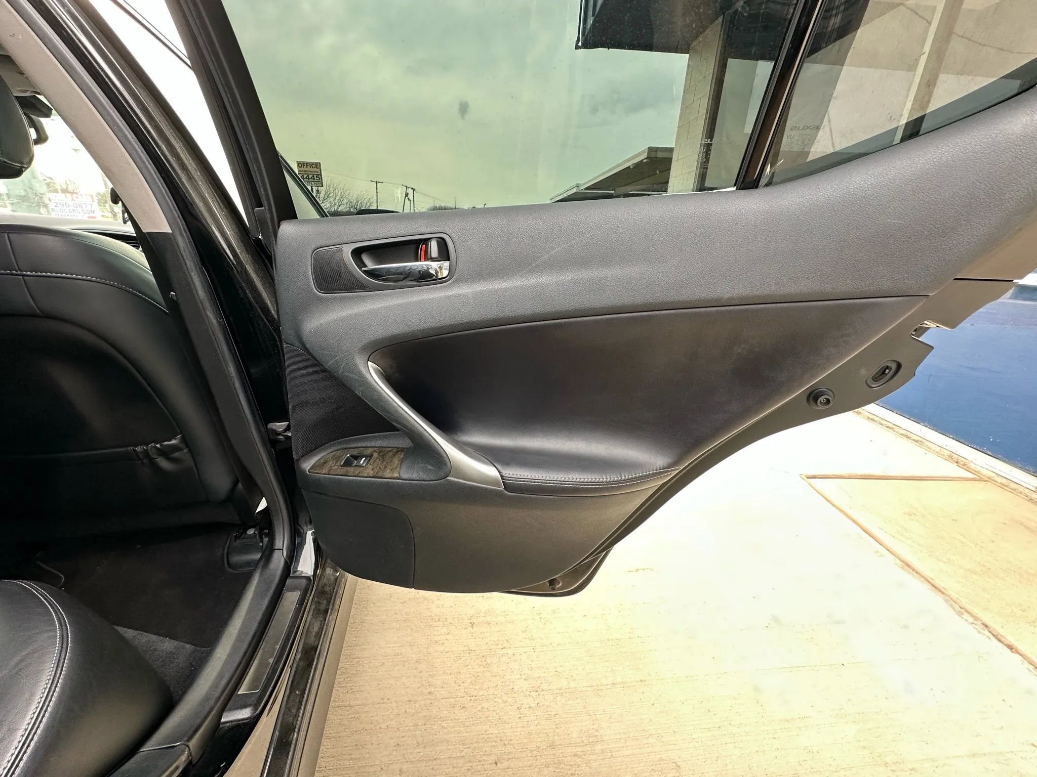 Used 2011 Lexus IS 250 AWD w/ Luxury Plus Value Edition image 31