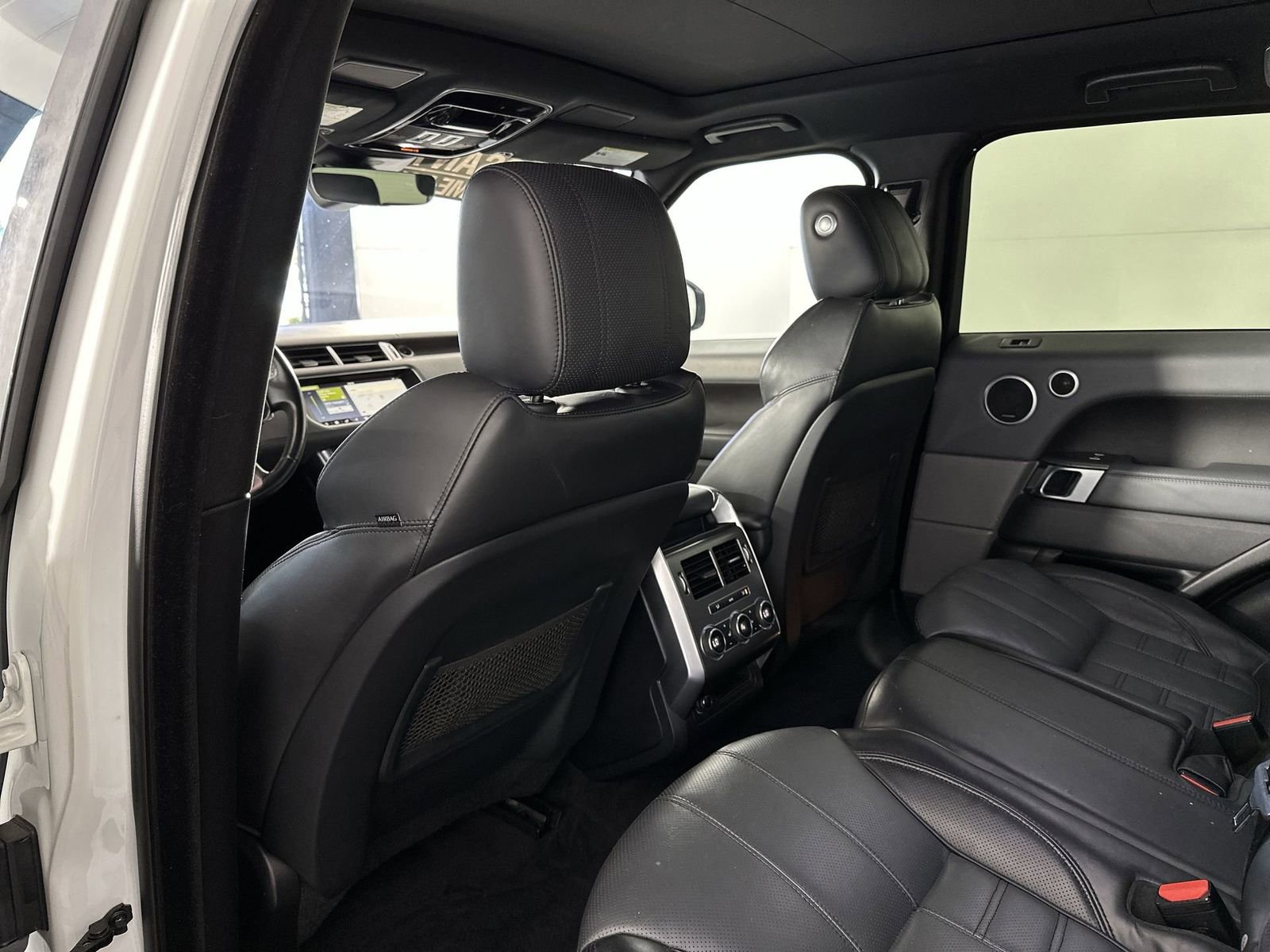 Used 2017 Land Rover Range Rover Sport Autobiography image 28