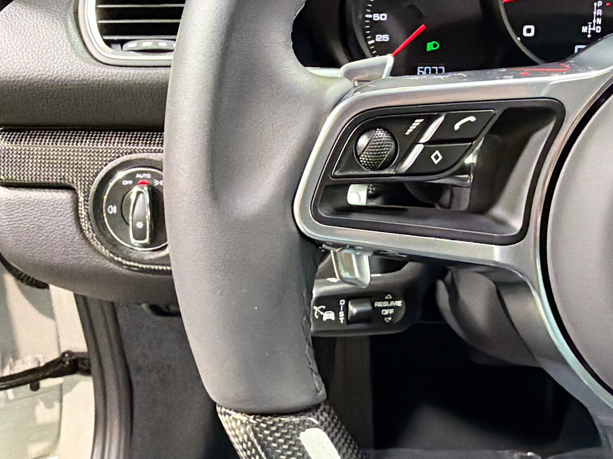 Used 2024 Porsche 718 Cayman image 32