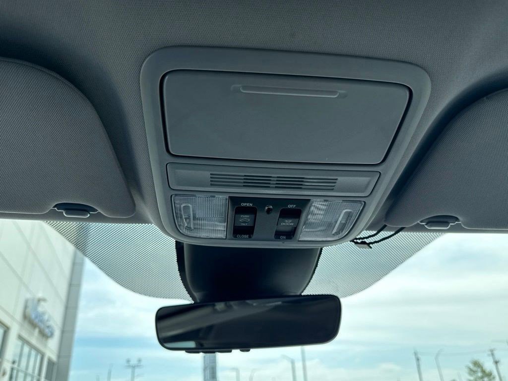 Certified 2023 Honda Odyssey EX-L image 25