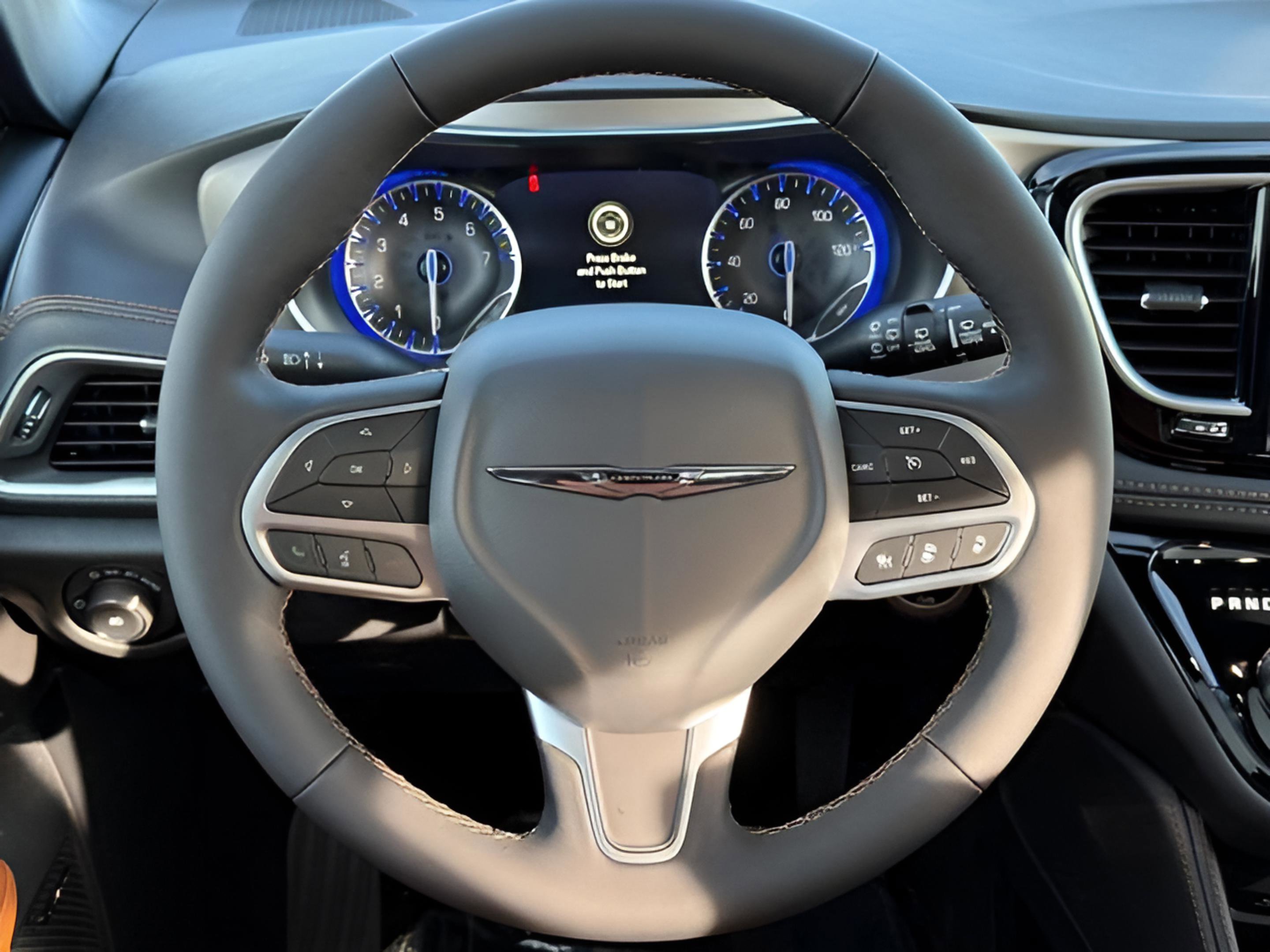 New 2026 Chrysler Pacifica Pinnacle image 13