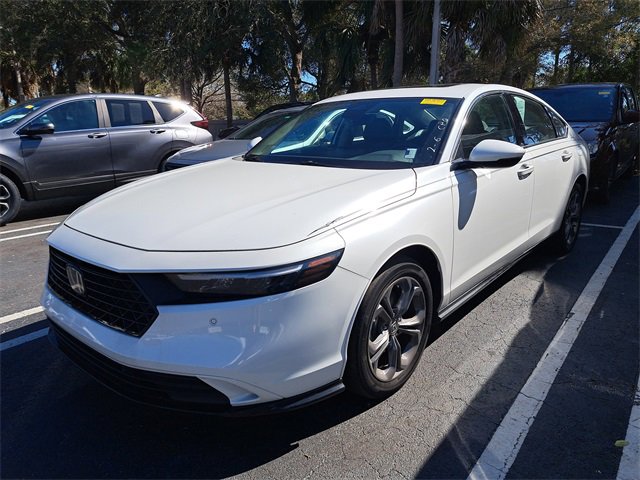 Used 2023 Honda Accord EX-L video 2