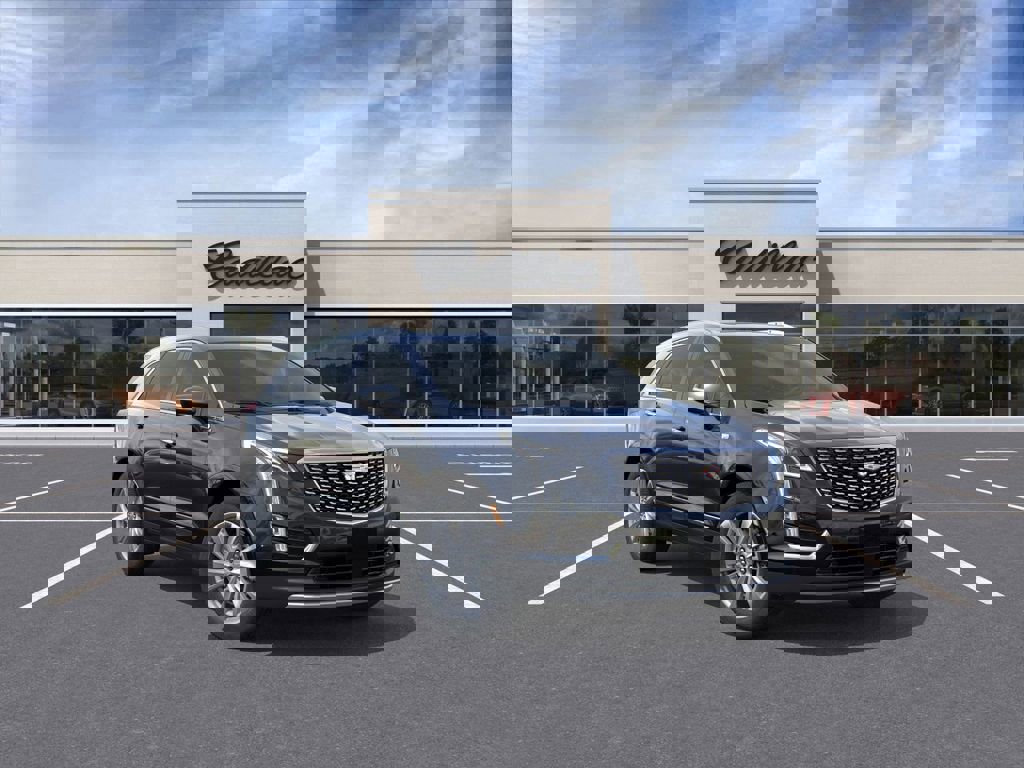 New 2026 Cadillac XT5 Premium Luxury w/ Driver Assist Package image 2