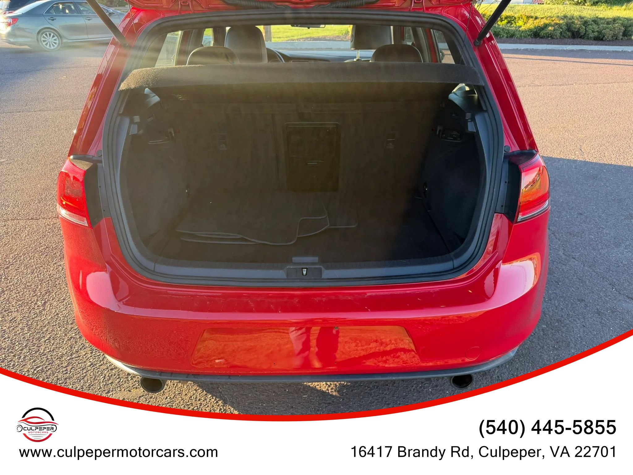 Used 2016 Volkswagen GTI SE w/ Lighting Package (SEL) FWD image 12