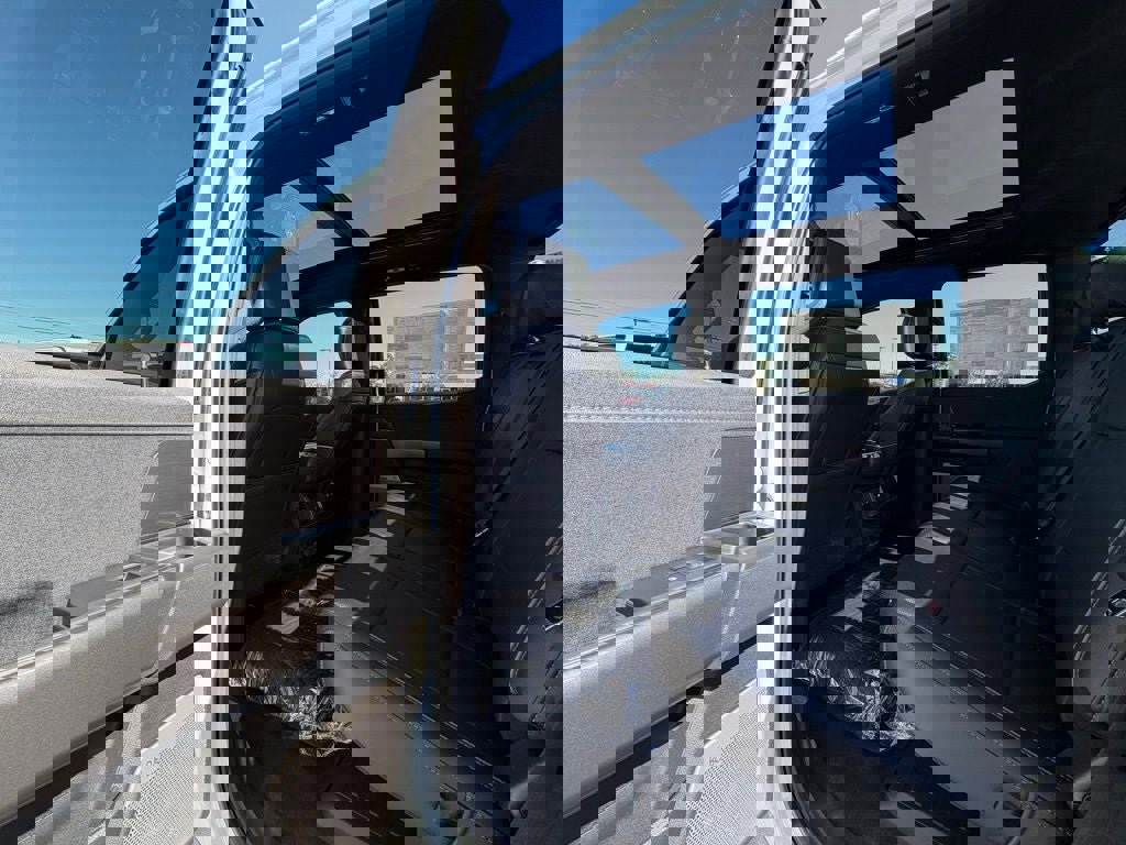 New 2026 Ford F150 Lariat w/ Equipment Group 501A Mid image 18