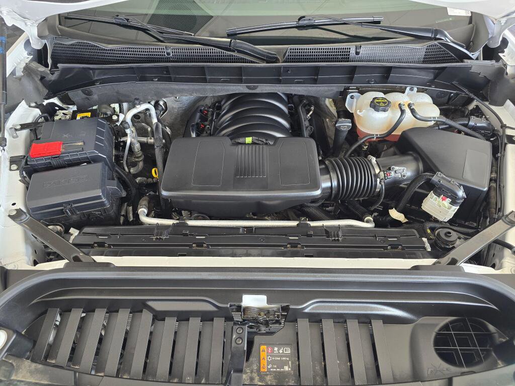 Used 2025 GMC Sierra 1500 SLT image 9