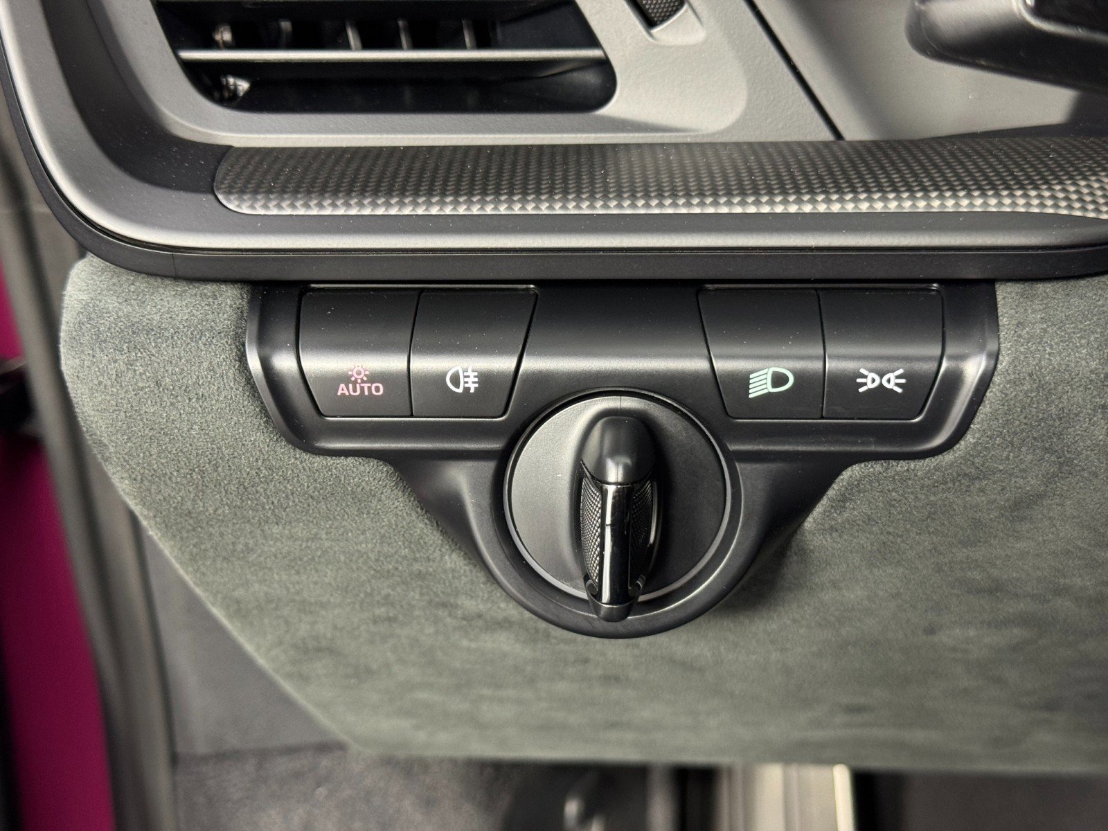 Used 2024 Porsche 911 Carrera GTS w/ Premium Package image 15