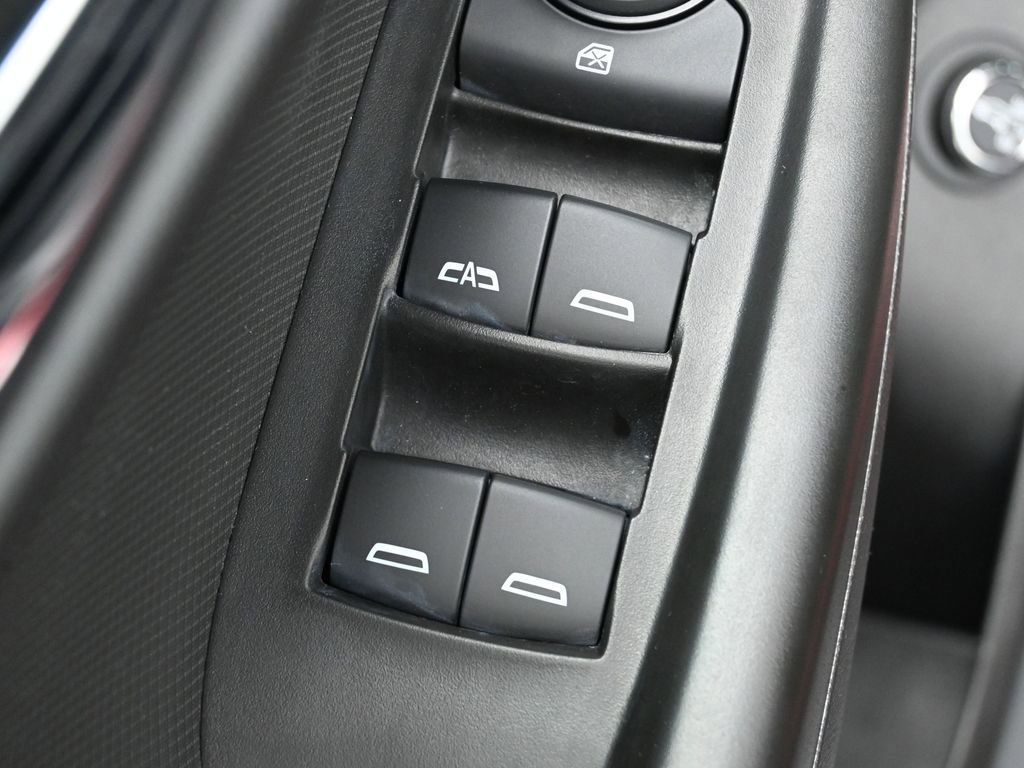 Used 2024 Chevrolet TrailBlazer RS w/ Convenience Package image 14