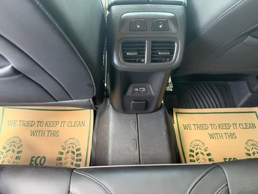 Used 2021 Buick Envision Avenir w/ Technology Package II image 24