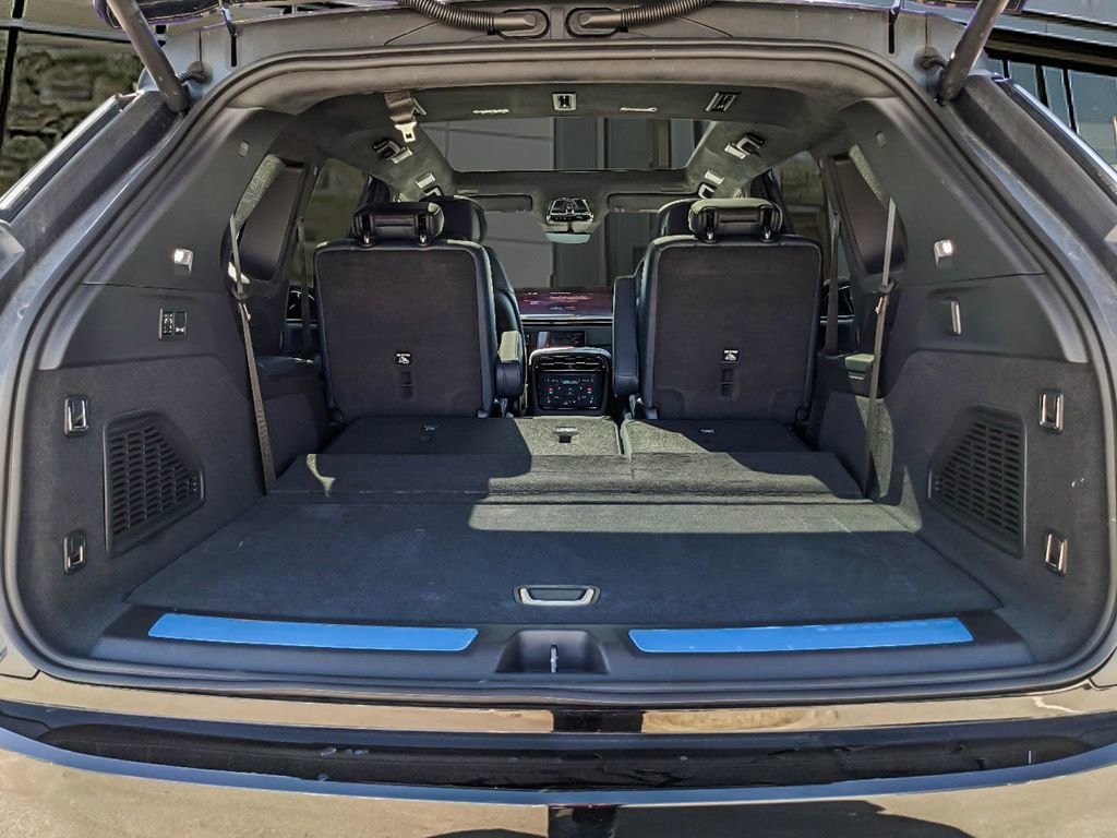 New 2025 Cadillac Escalade IQ Sport 2 image 18