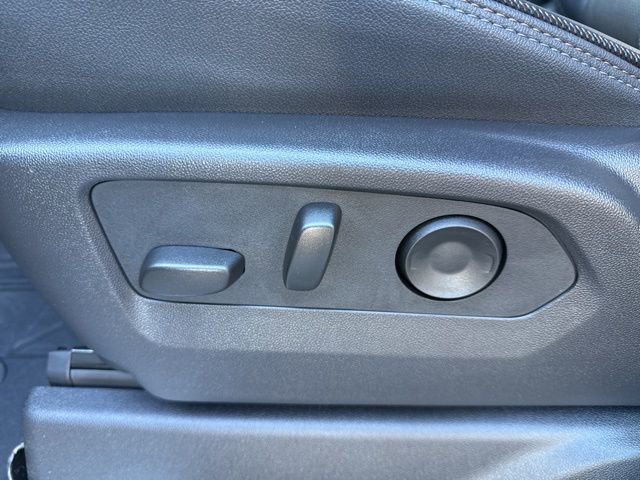 Used 2025 Chevrolet Silverado 1500 High Country image 11