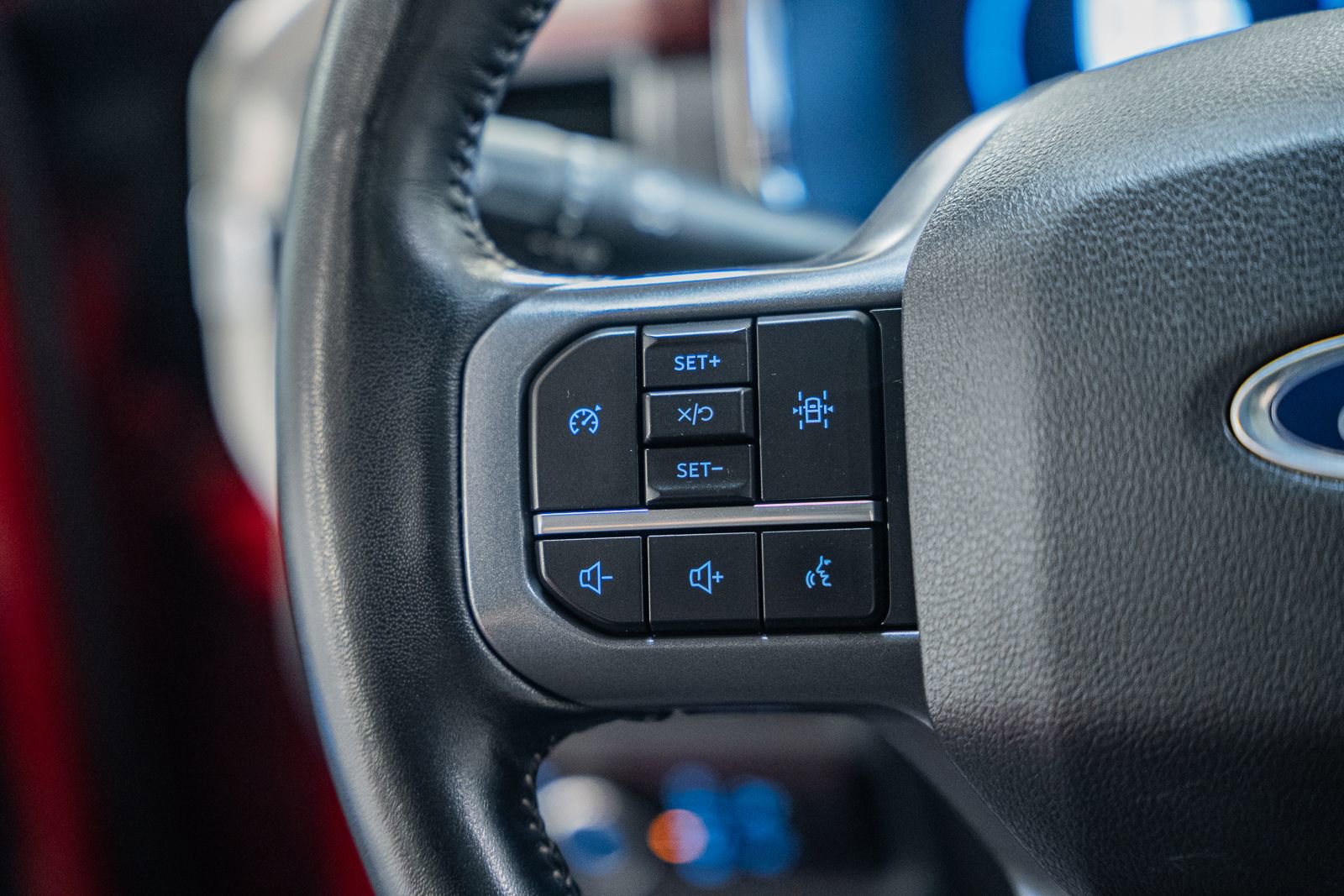 Used 2023 Ford F150 Lariat image 38