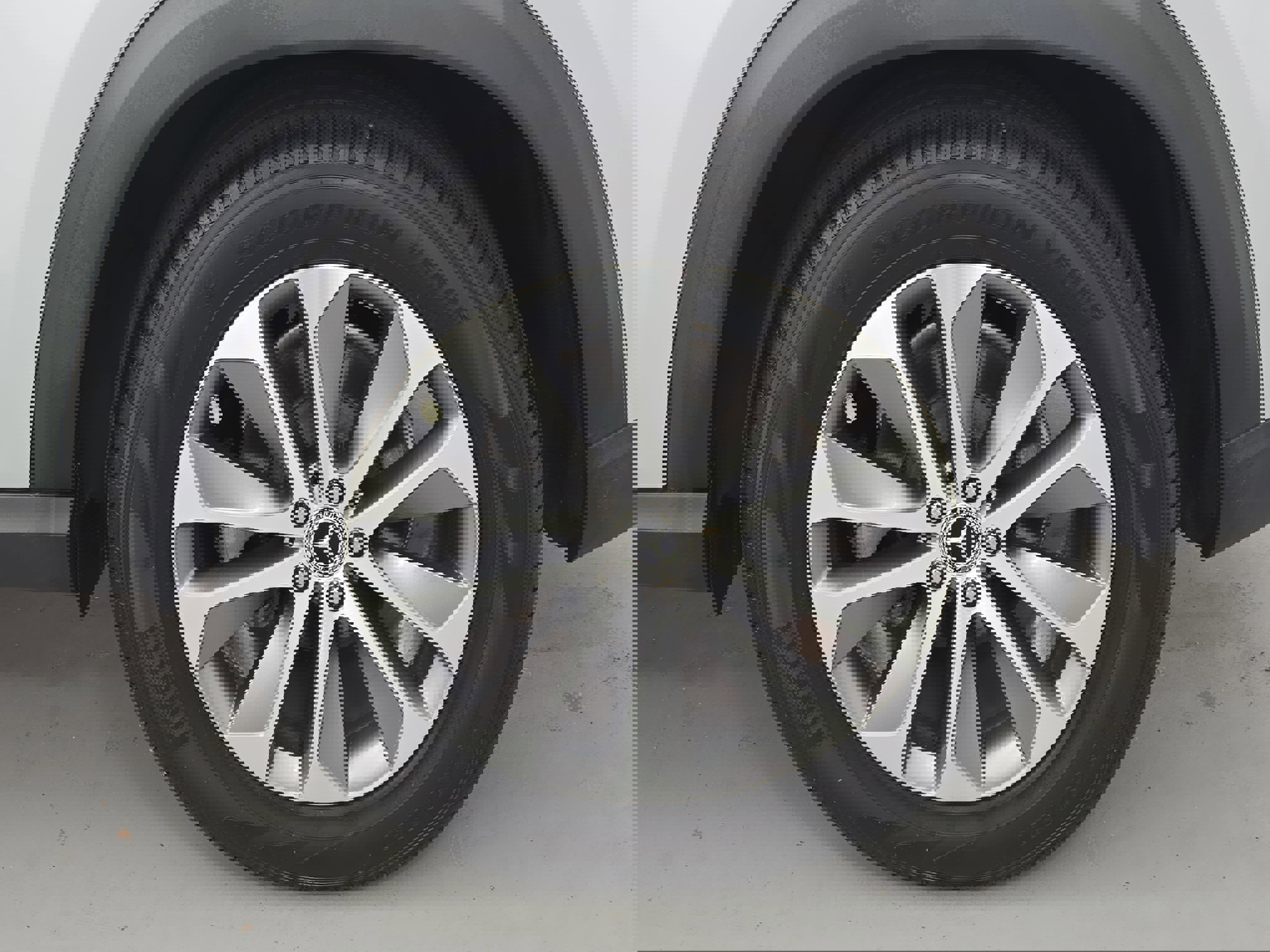 Used 2020 Mercedes-Benz GLE 350 GLE 350 w/ Premium Package image 32