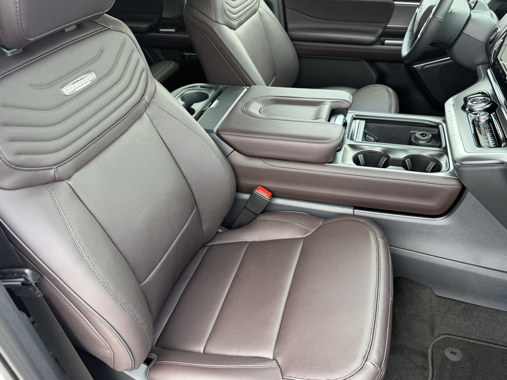 New 2027 Ford Expedition Max Platinum w/ Platinum Ultimate Package AWD/4WD image 27