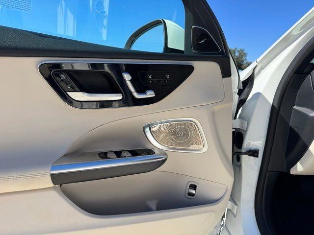 Certified 2025 Mercedes-Benz C 300 Sedan image 6