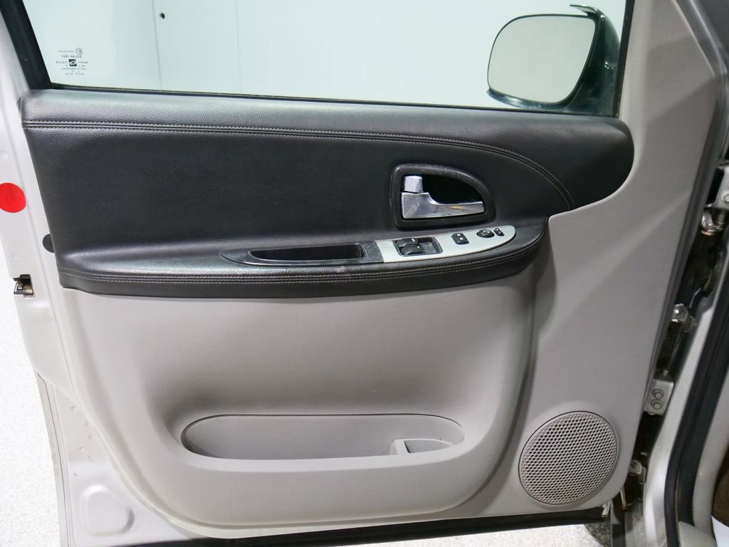 Used 2006 Pontiac Montana SV6 w/ Convenience Package image 18