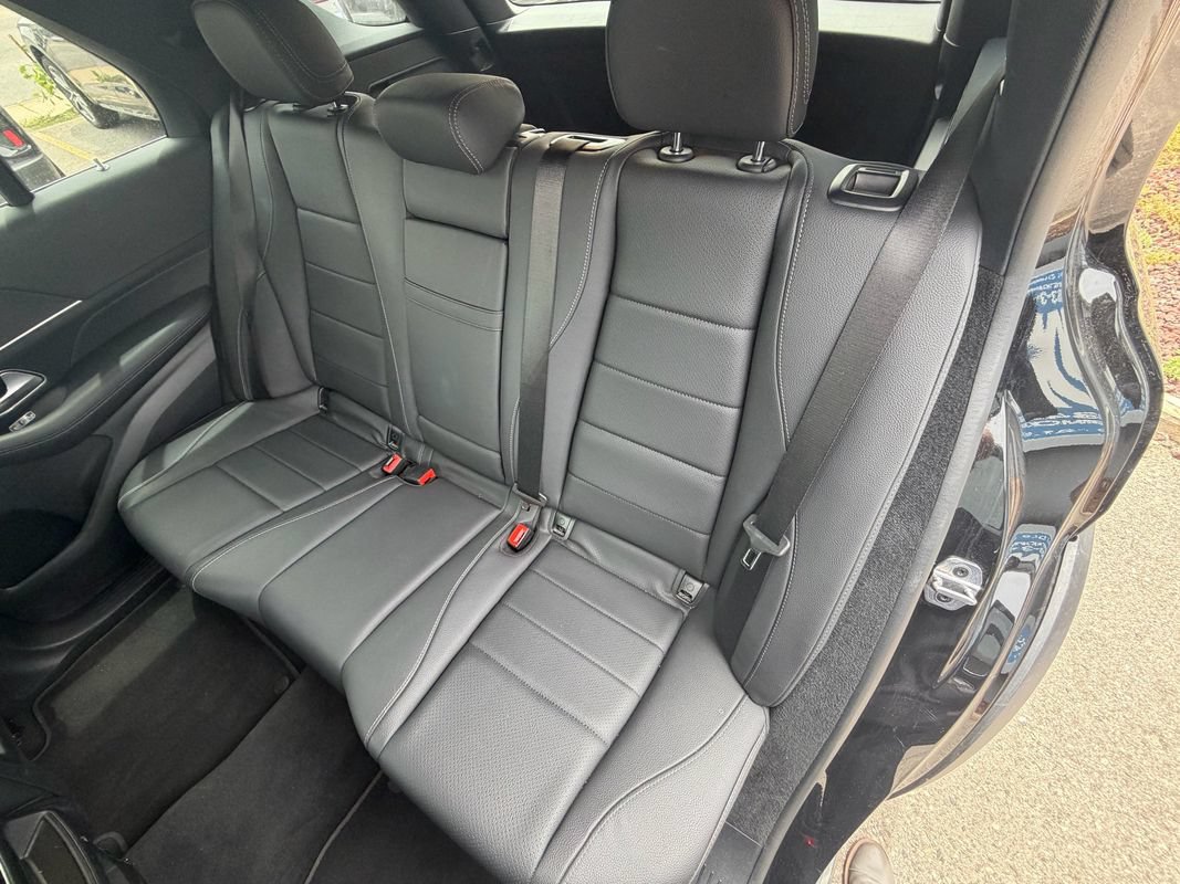 Used 2025 Mercedes-Benz GLE 350 4MATIC image 13