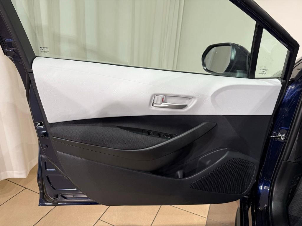 New 2026 Toyota Corolla SE FWD image 16