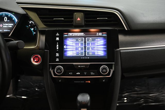 Used 2018 Honda Civic Touring image 5