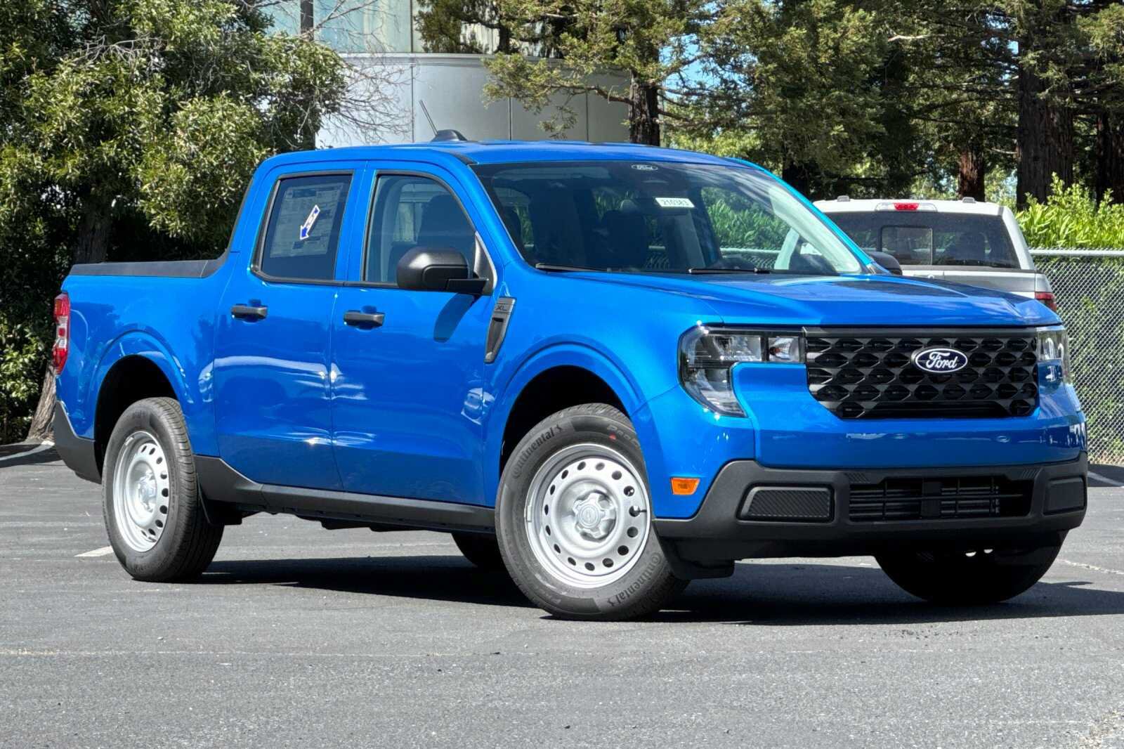 New 2026 Ford Maverick XL AWD/4WD image 2