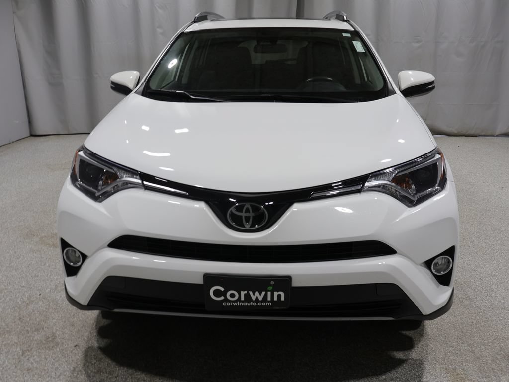 Used 2018 Toyota RAV4 XLE w/ Plus Extra Value Package AWD/4WD image 8