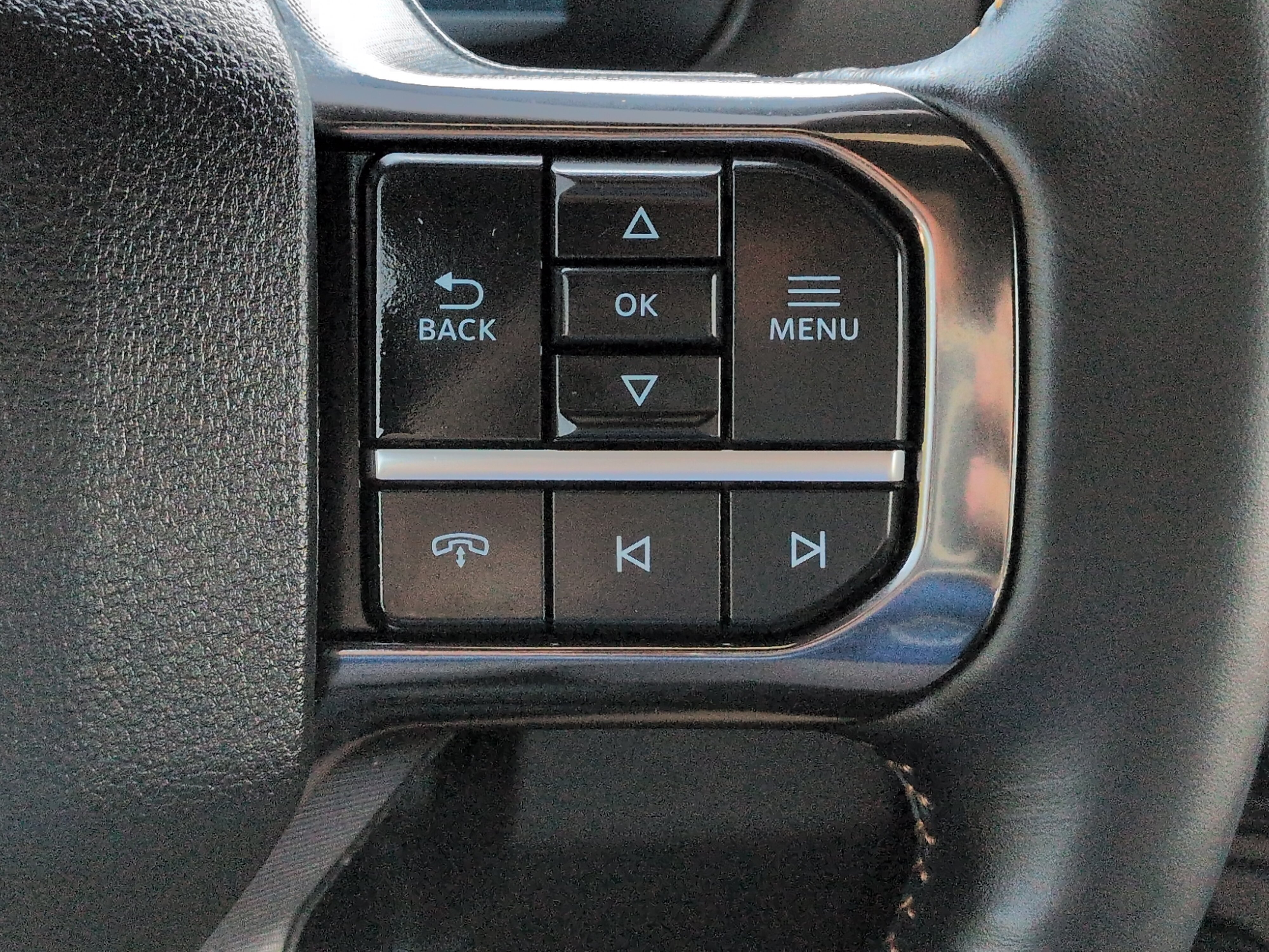 Used 2024 Ford F450 Platinum w/ FX4 Off-Road Package AWD/4WD image 25