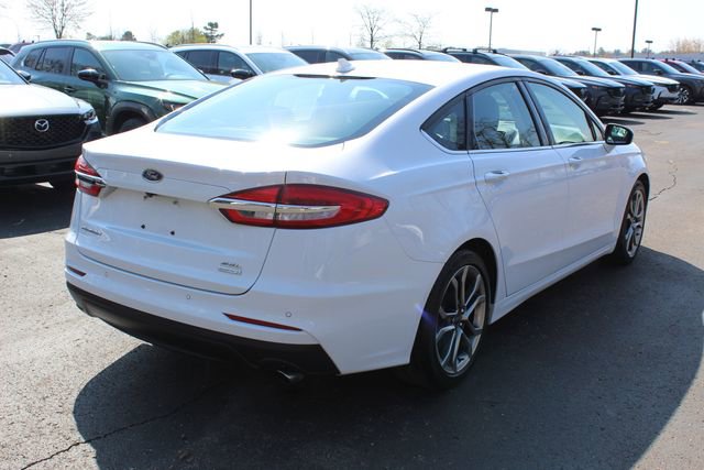 Used 2020 Ford Fusion SEL FWD image 3