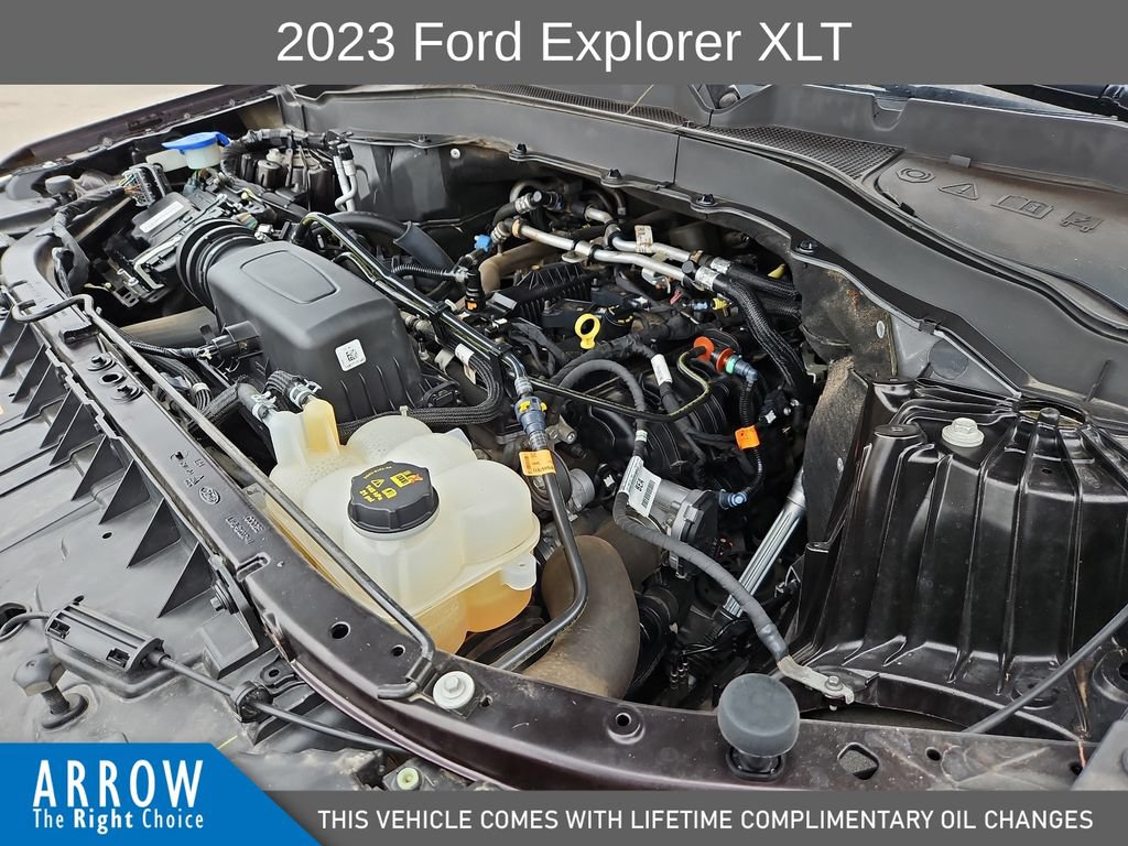 Used 2023 Ford Explorer XLT w/ Equipment Group 202A RWD image 15
