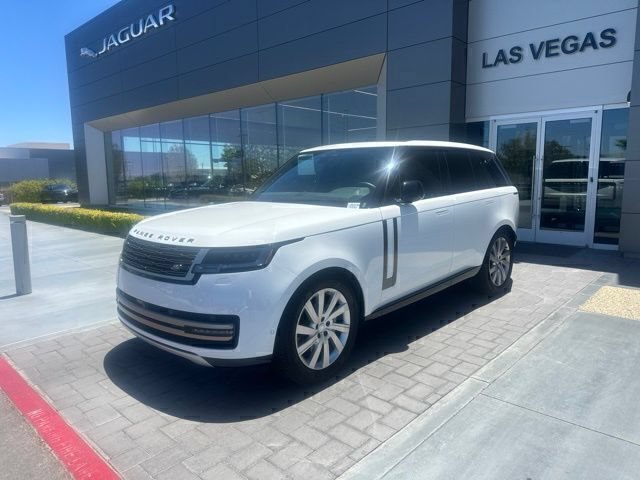 Certified 2024 Land Rover Range Rover SE