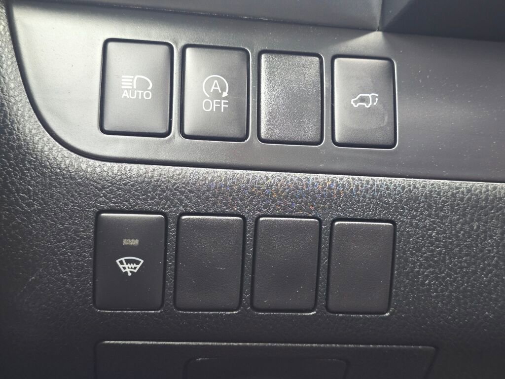 Used 2017 Toyota Highlander XLE AWD/4WD image 40