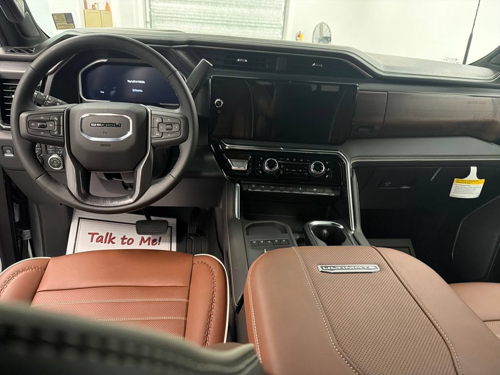 New 2026 GMC Sierra 3500 Denali Ultimate AWD/4WD image 14