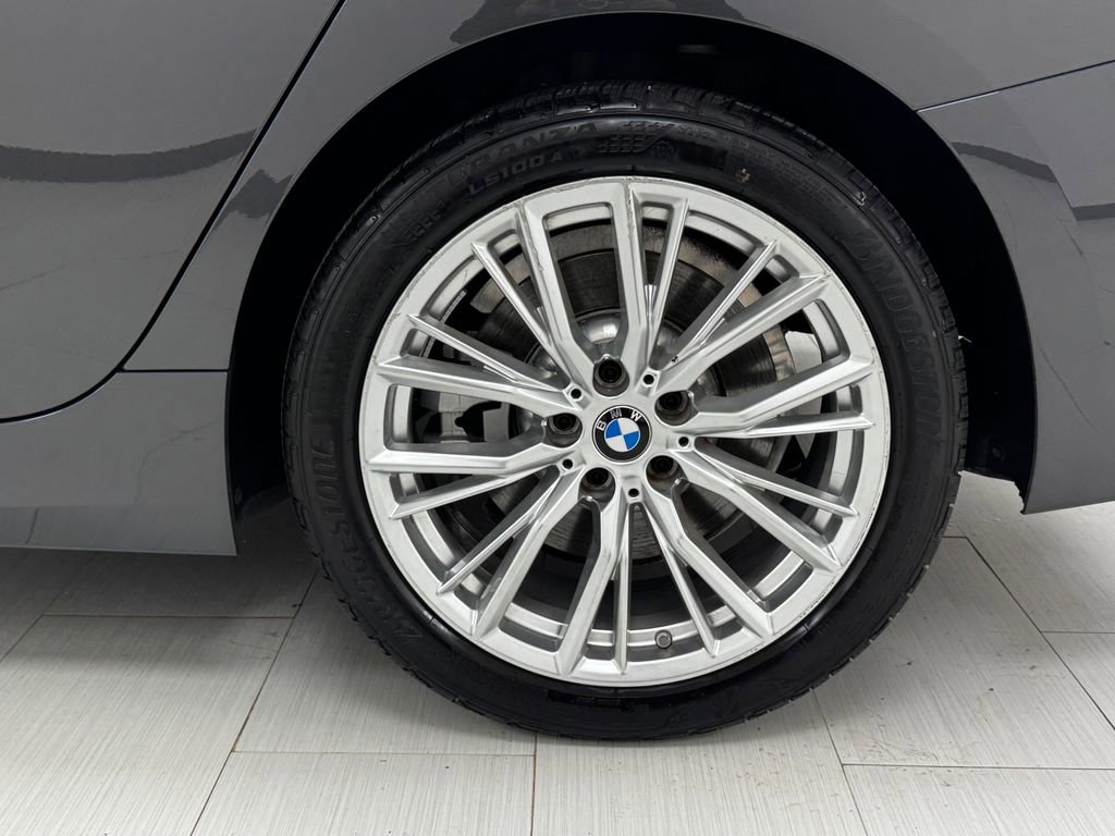 Used 2023 BMW 330i xDrive Sedan w/ Premium Package image 45