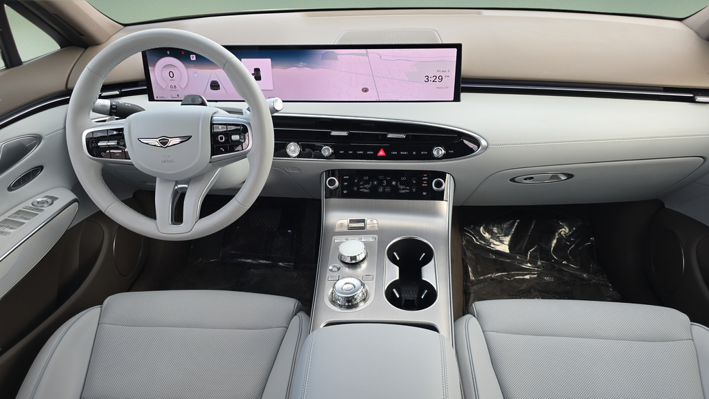 New 2026 Genesis GV70 2.5T Advanced AWD/4WD image 25
