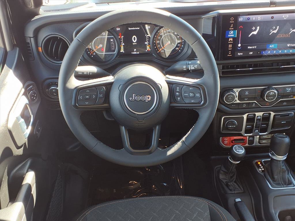 Used 2026 Jeep Gladiator Mojave AWD/4WD image 3