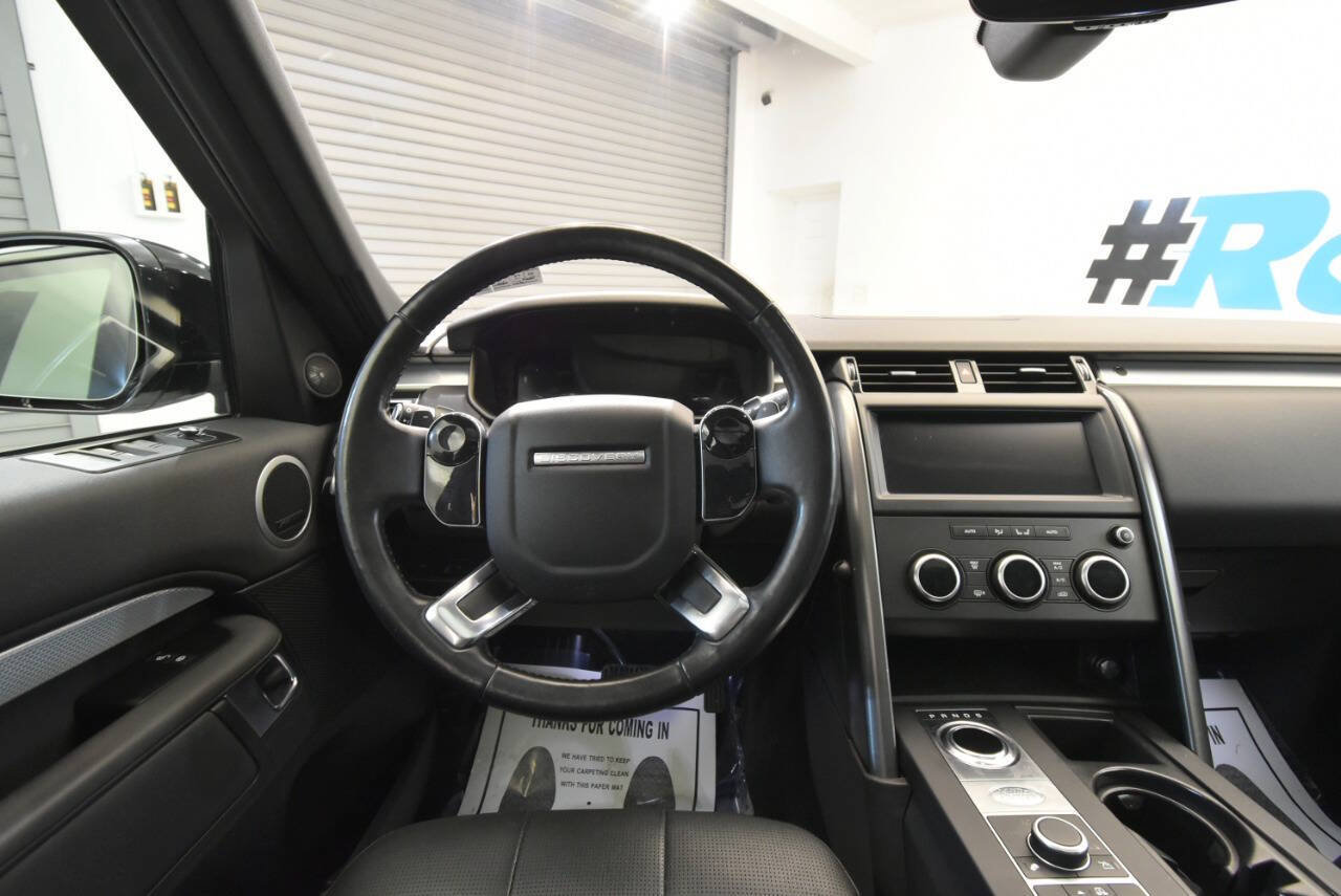 Used 2020 Land Rover Discovery Landmark AWD/4WD image 22