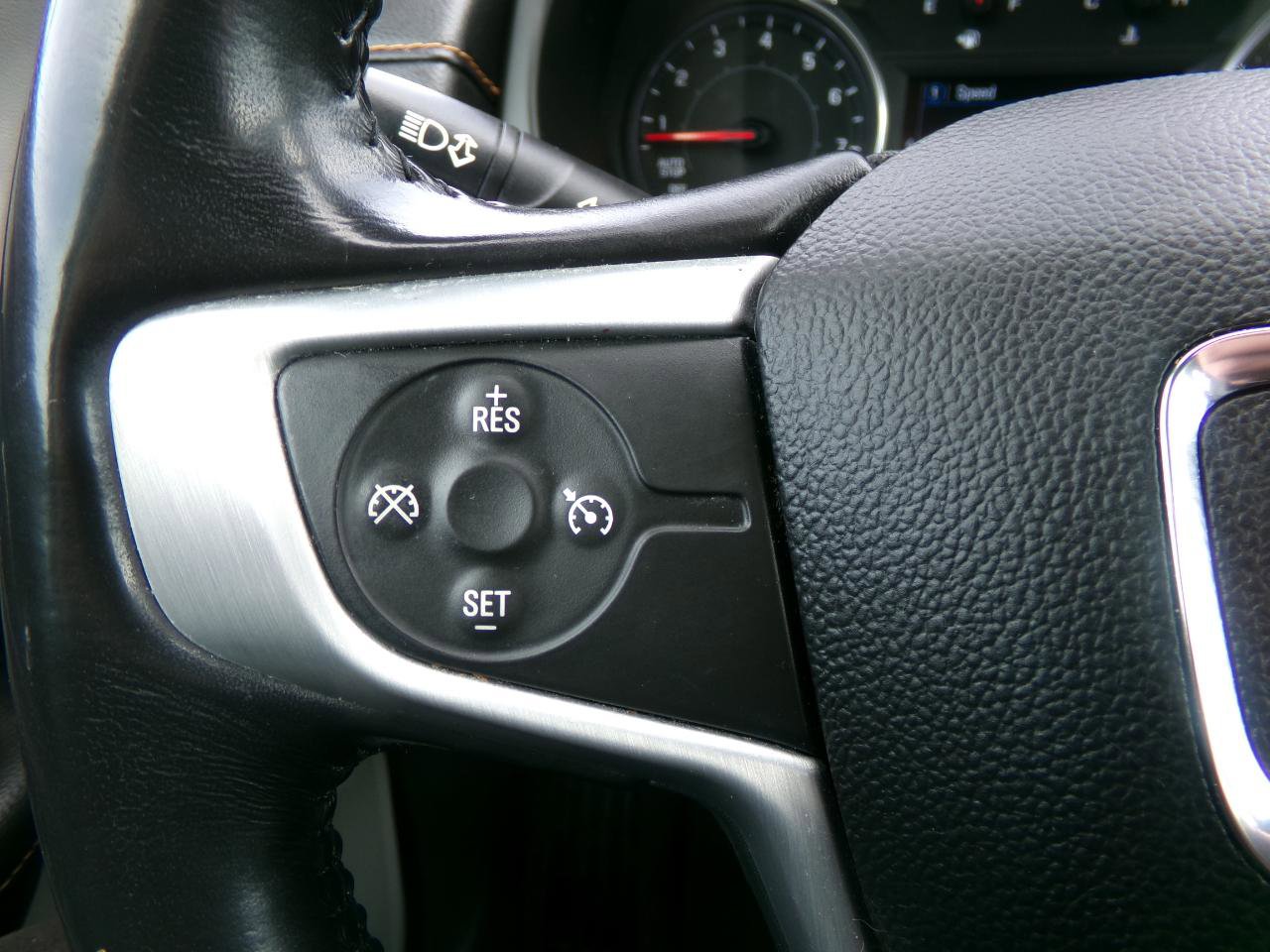 Used 2018 GMC Terrain SLT AWD/4WD image 19