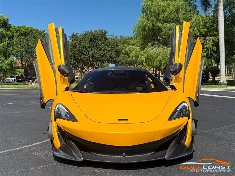 Used 2019 McLaren 600LT RWD image 8