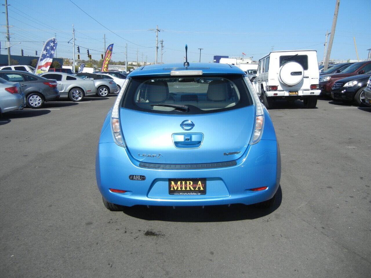 Used 2012 Nissan Leaf SL w/ Protection Pkg FWD image 7